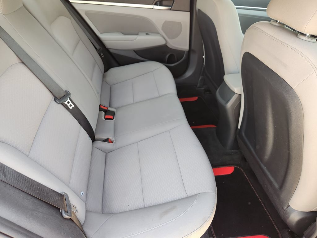 Used 2020 Hyundai Elantra SEL FWD image 33