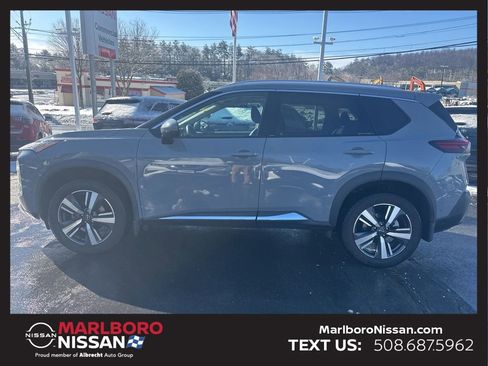 Certified 2022 Nissan Rogue SL w/ SL Premium Package image 4