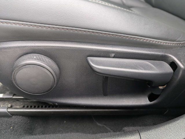 Used 2024 MAZDA MAZDA3 s FWD image 18
