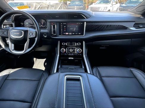 Used 2024 GMC Yukon XL Denali w/ Max Trailering Package image 16