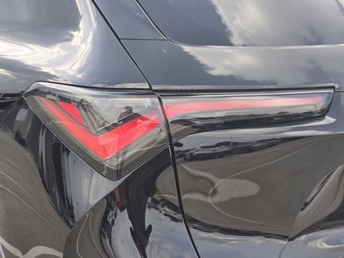 Certified 2025 Acura ADX FWD image 15