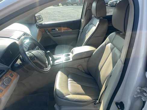 Used 2015 Lincoln MKX AWD w/ Equipment Group 101A image 10