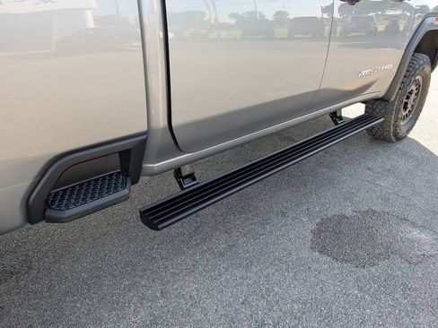 New 2026 GMC Sierra 2500 AT4X w/ AT4X AEV Edition AWD/4WD image 32