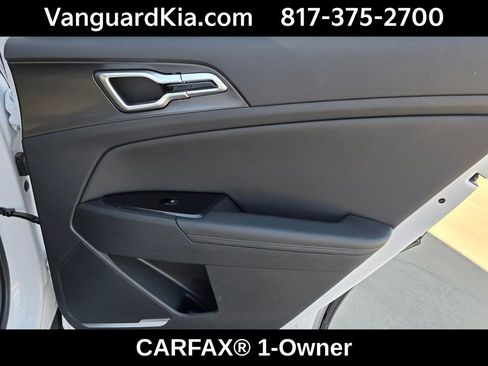 Certified 2024 Kia Sportage EX image 30