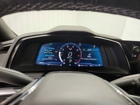 Used 2020 Chevrolet Corvette Stingray Preferred Cpe w/ 2LT Preferred Equipment Group image 19