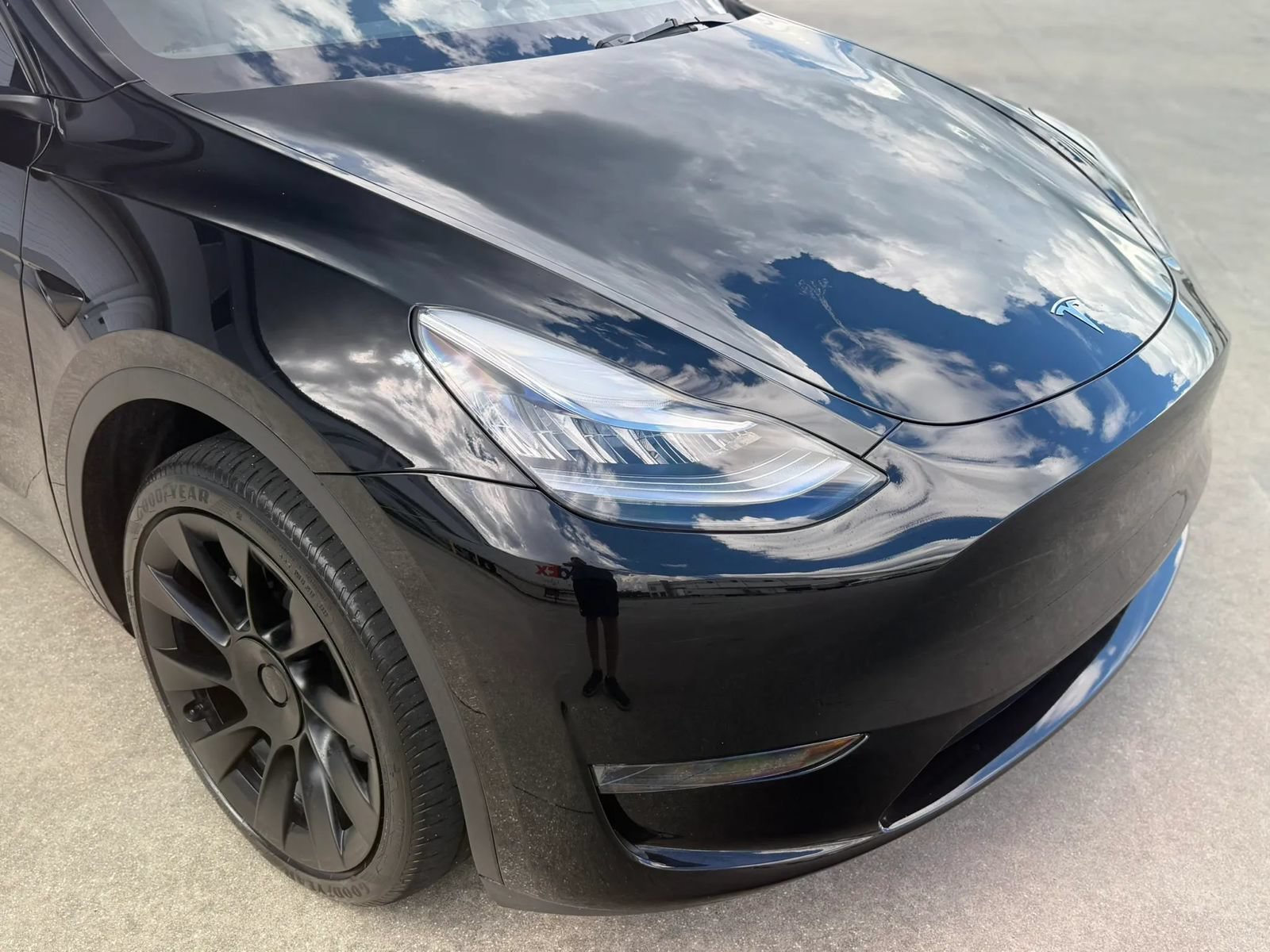 Used 2023 Tesla Model Y Long Range AWD/4WD image 5