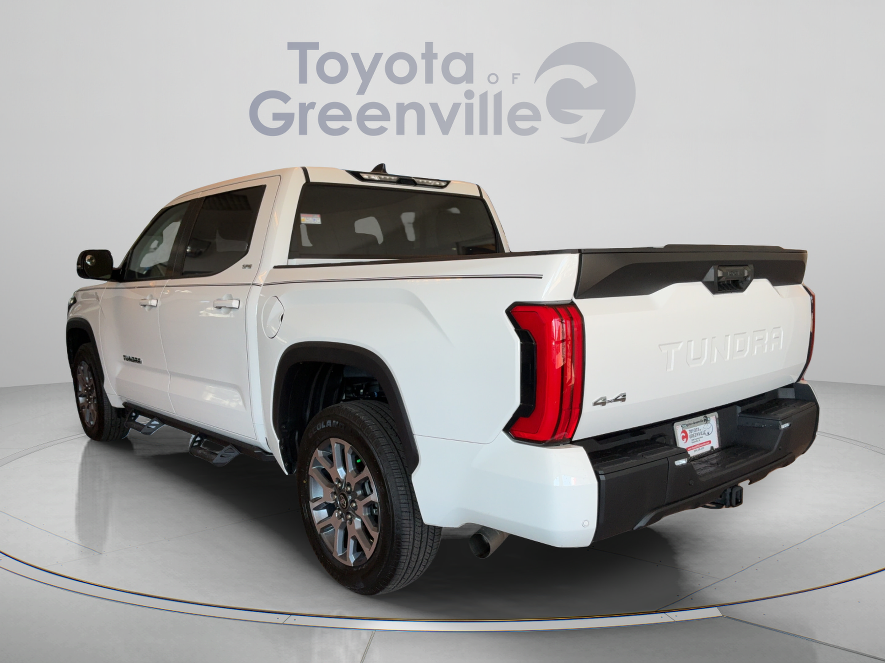 Used 2024 Toyota Tundra SR5 w/ SR5 Premium Package AWD/4WD image 4