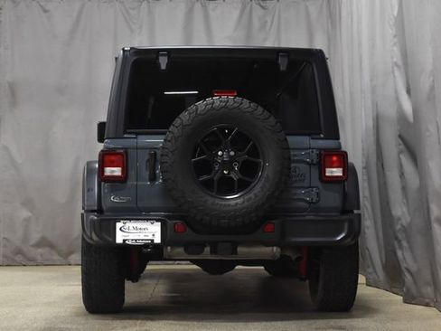 Used 2024 Jeep Wrangler Unlimited Sport AWD/4WD image 8