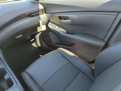 New 2025 Nissan Sentra SR w/ SR Premium Package image 23