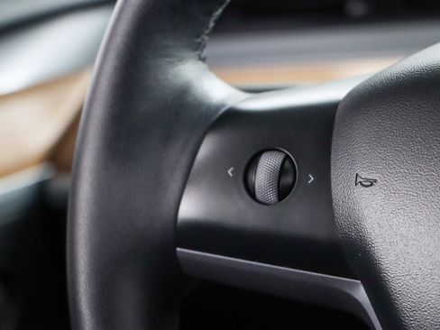 Used 2022 Tesla Model 3 Long Range image 13