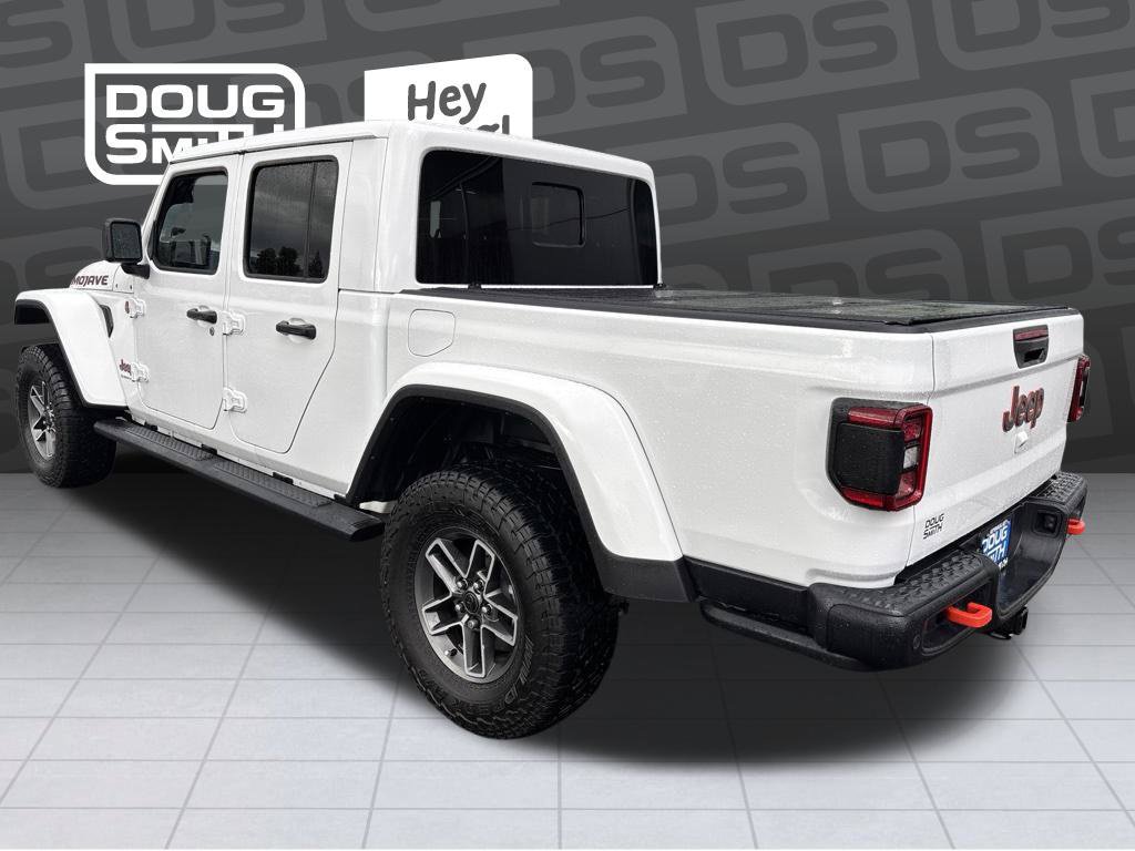 Used 2025 Jeep Gladiator Mojave AWD/4WD image 3