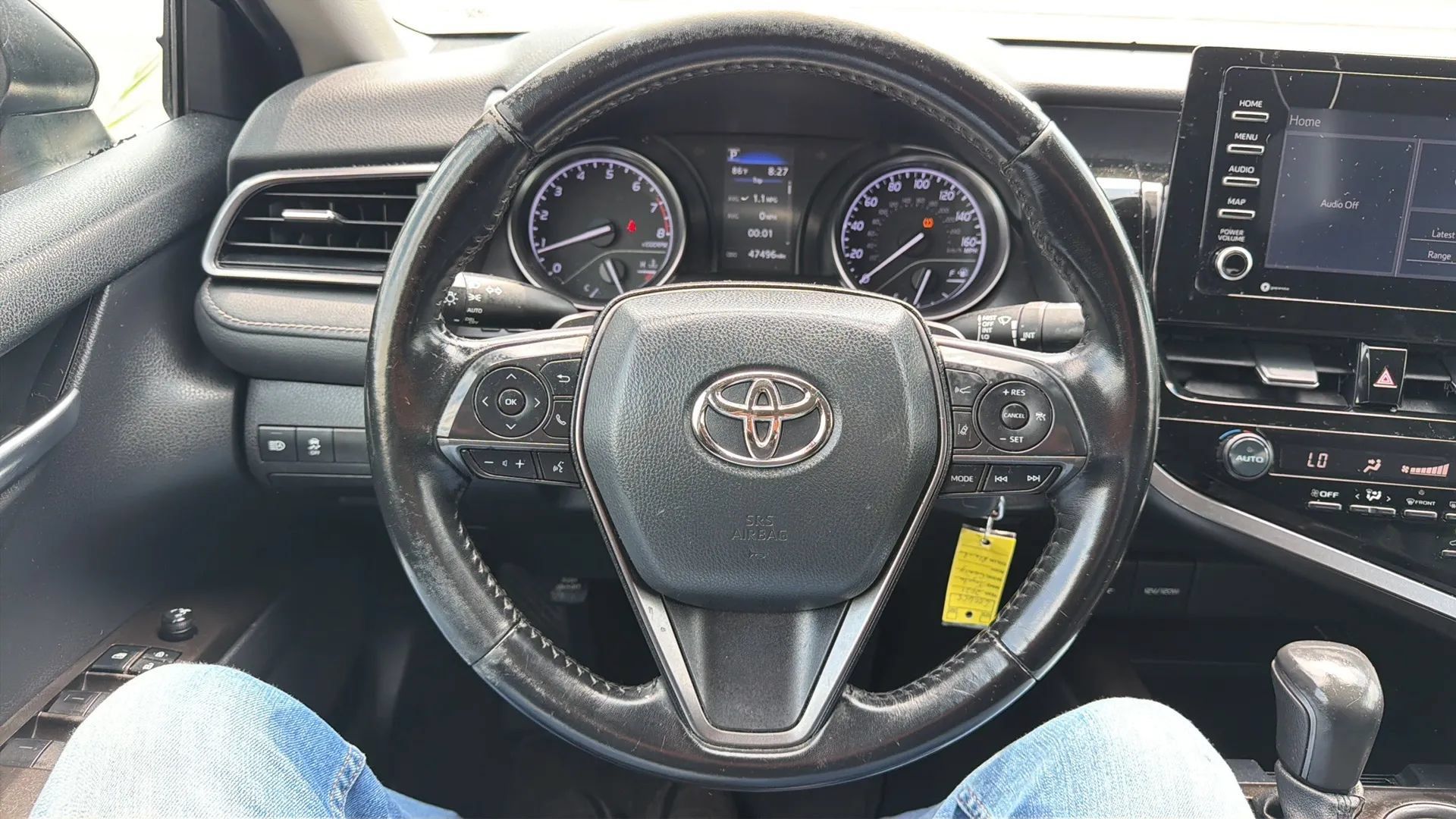 Used 2021 Toyota Camry SE FWD image 10