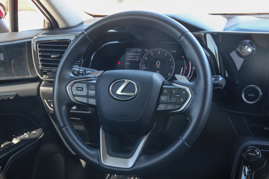 Certified 2025 Lexus NX 250 FWD w/ Accessory Package (2T) image 16