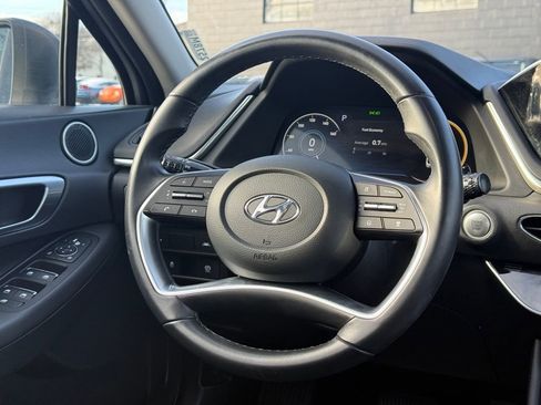 Used 2022 Hyundai Sonata SEL w/ Convenience Package image 19