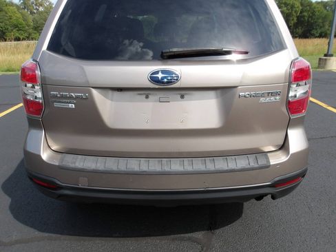 Used 2014 Subaru Forester 2.5i Premium w/ Popular Package #1 AWD/4WD image 38