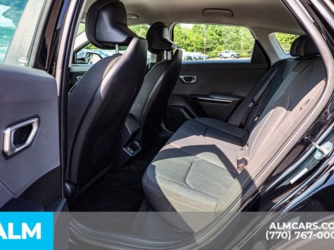 Used 2025 Kia K4 FWD image 19