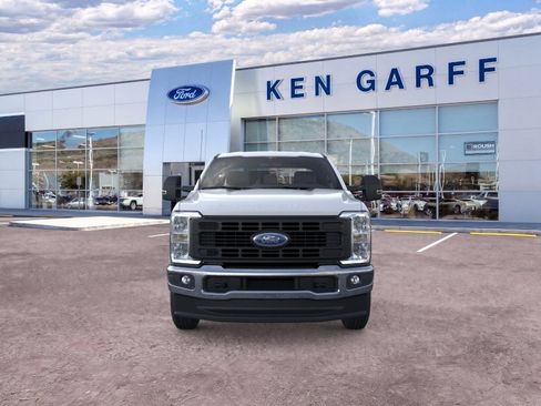 New 2026 Ford F250 XL w/ FX4 Off-Road Package AWD/4WD image 7