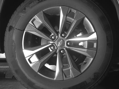 Used 2025 Chevrolet Equinox LT image 15