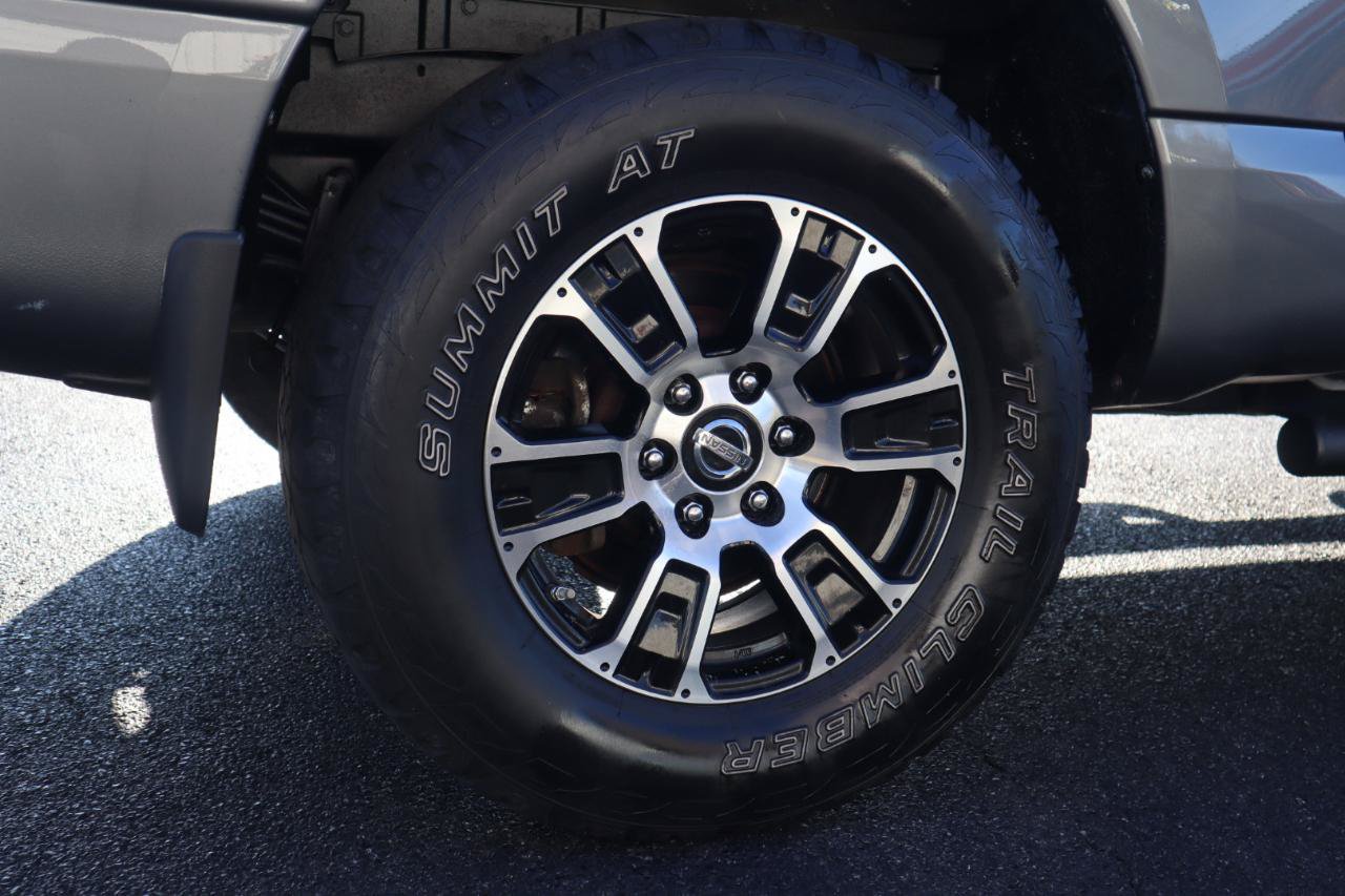 Used 2021 Nissan Titan SV w/ SV Convenience Package AWD/4WD image 37