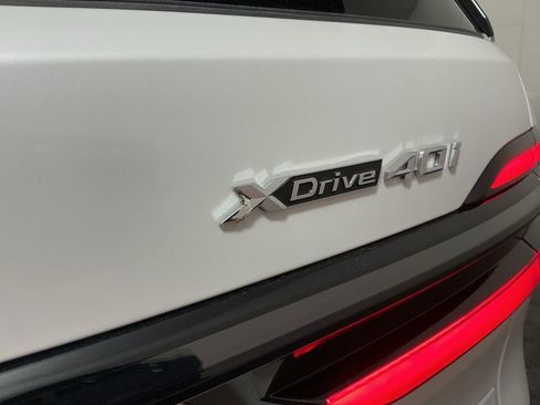 New 2026 BMW X7 xDrive40i w/ M Sport Package AWD/4WD image 37