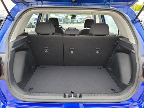 Used 2025 Hyundai Venue SEL FWD image 15