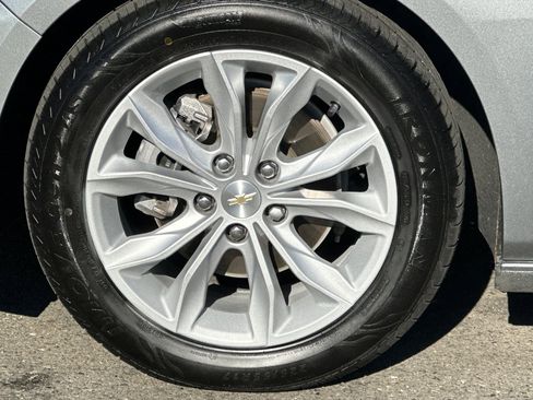 Used 2024 Chevrolet Malibu LT image 28