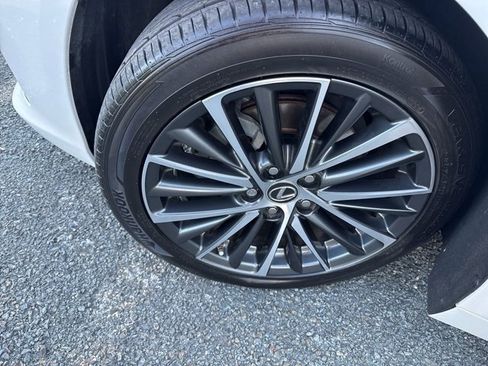 Used 2023 Lexus ES 350 w/ Premium Package image 23