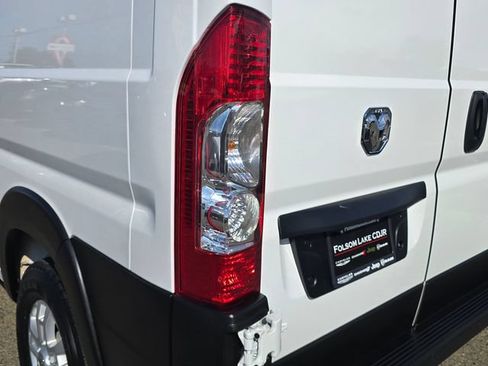 Used 2025 RAM ProMaster 2500 w/ Quick Order Package 22G SLT FWD image 27