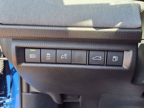 Used 2025 Toyota Camry LE FWD image 26