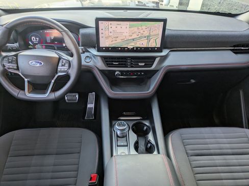 Used 2025 Ford Explorer ST-Line image 21