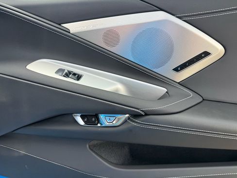 Used 2023 Chevrolet Corvette Stingray w/ Z51 Performance Package image 40