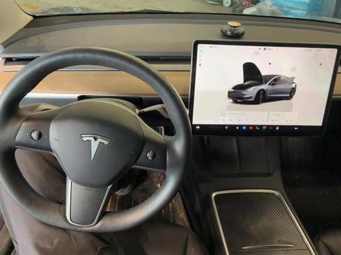Used 2023 Tesla Model 3 Performance AWD/4WD image 5