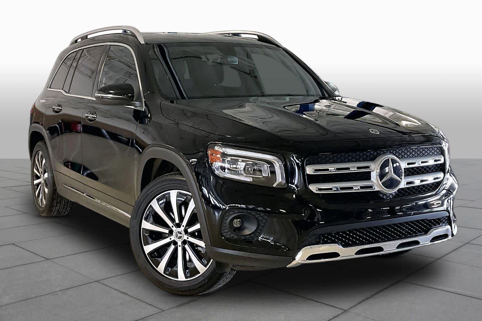 Used 2023 Mercedes-Benz GLB 250 image 2