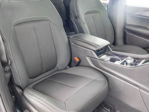 New 2025 Jeep Grand Cherokee L Laredo w/ Luxury Tech Group I image 40