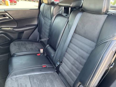 Used 2024 Mitsubishi Outlander SE AWD/4WD image 10