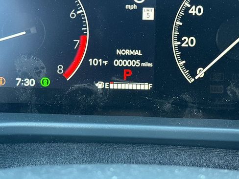 New 2026 Honda HR-V EX-L image 29