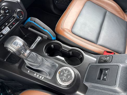 Used 2023 Ford Bronco Outer Banks w/ Sasquatch Package image 24