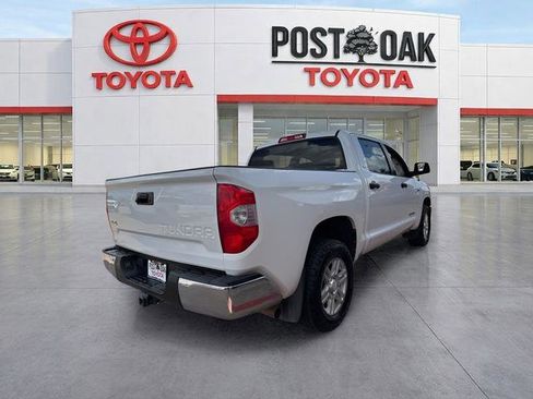Used 2016 Toyota Tundra SR5 w/ SR5 Upgrade Package AWD/4WD image 13