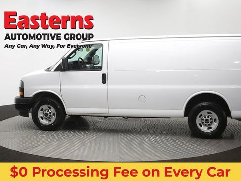 Used 2020 GMC Savana 3500 w/ Driver Convenience Package RWD image 61
