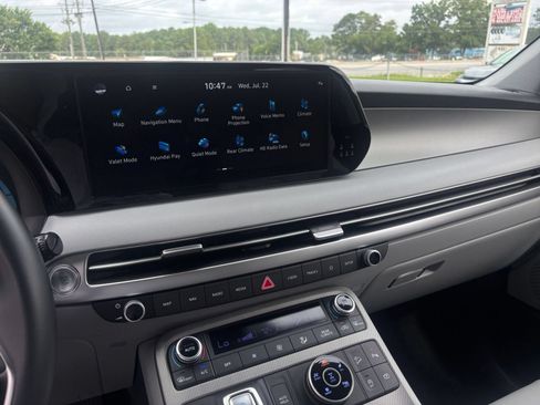 Used 2025 Hyundai Palisade SEL AWD/4WD image 21