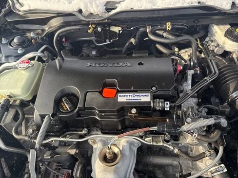 Used 2018 Honda Civic EX image 37