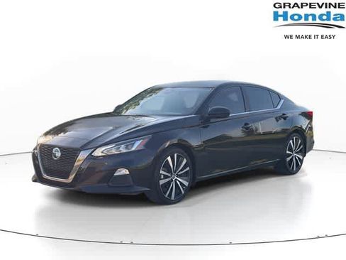 Used 2021 Nissan Altima 2.5 SR FWD image 1