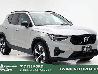 Used 2025 Volvo XC40 B5 Plus