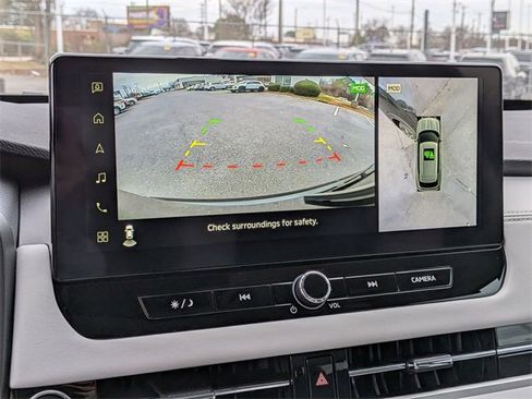 New 2025 Mitsubishi Outlander SE image 22