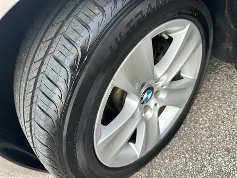 Used 2011 BMW 528i Sedan image 25