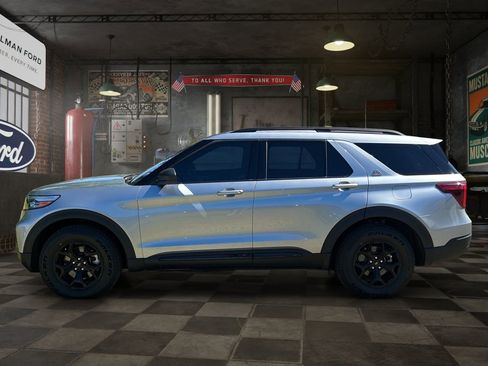 Used 2024 Ford Explorer Timberline AWD/4WD image 3