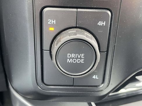 Used 2024 Ford F250 Lariat image 23