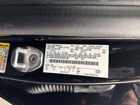 Certified 2022 Ford Escape SEL w/ SEL Stealth AWD Package image 34