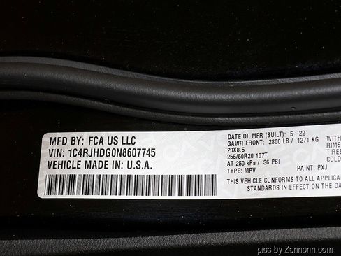 Used 2022 Jeep Grand Cherokee Overland w/ Adv Protech Group III image 43