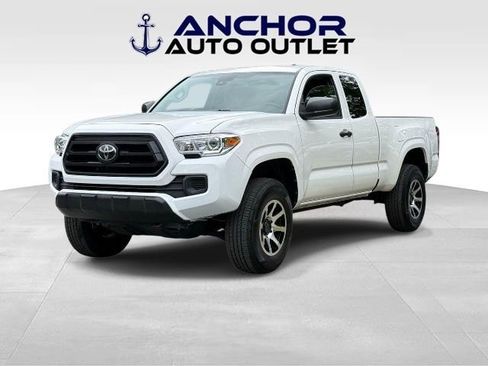 Used 2021 Toyota Tacoma SR AWD/4WD image 4